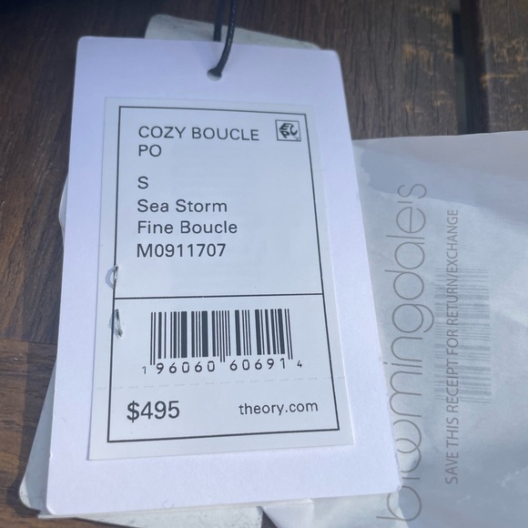 Theory Oversized Turtleneck Sweater in Wool Bouclé Green S - Picture 9 of 9